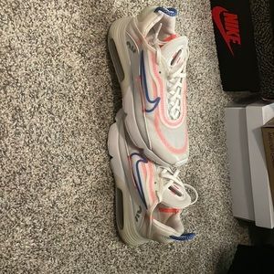 Nike sneakers women’s size 7.5